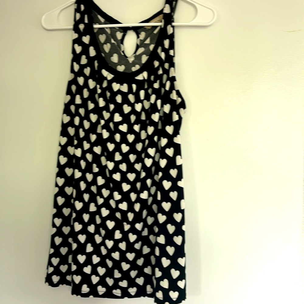 Banana Republic Factory black and white top; Large